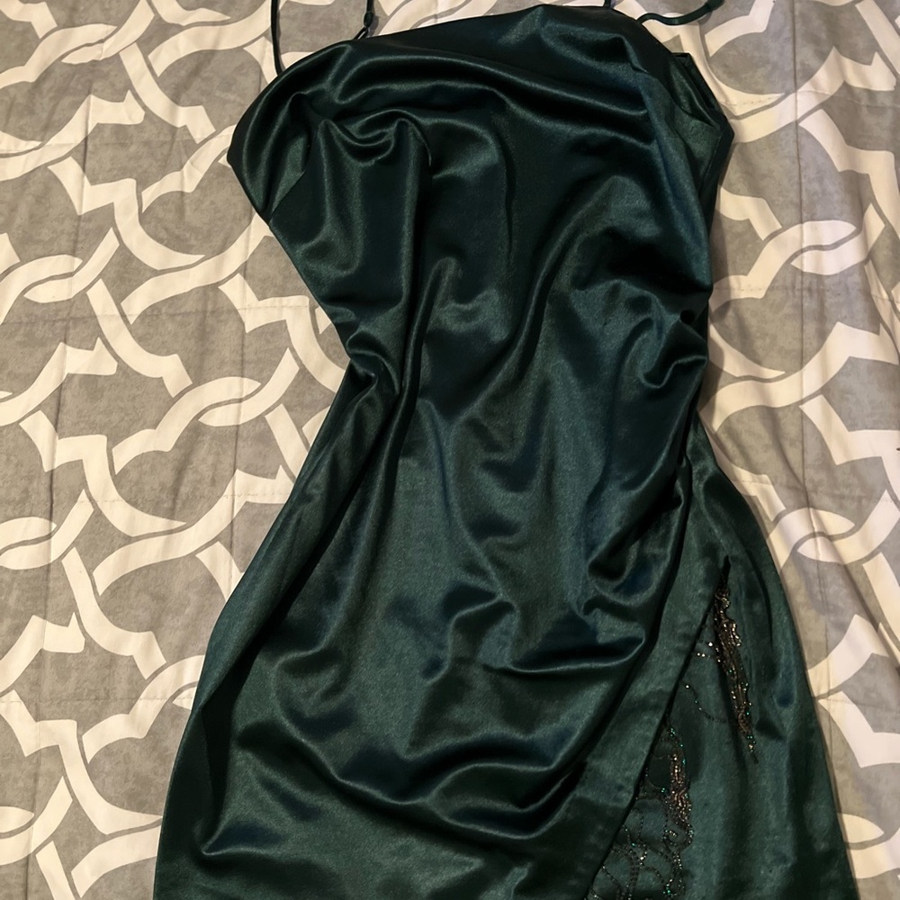 Esmeralda silky dress from Guess